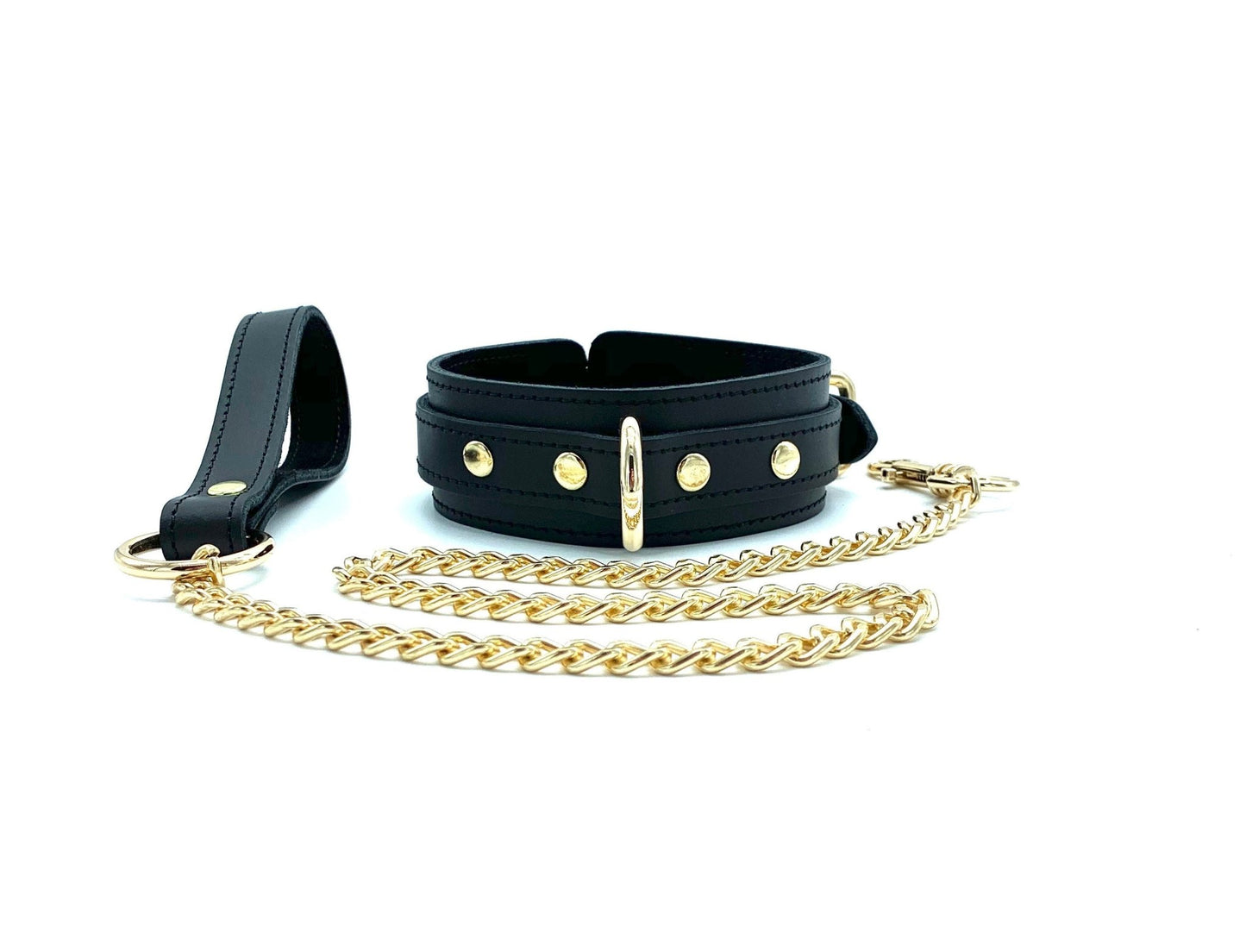 Black leather collar in the Tango Black BDSM Kit, equipped with a gold hardware detachable leash, showcasing exquisite Italian craftsmanship and high-quality BDSM accessories.