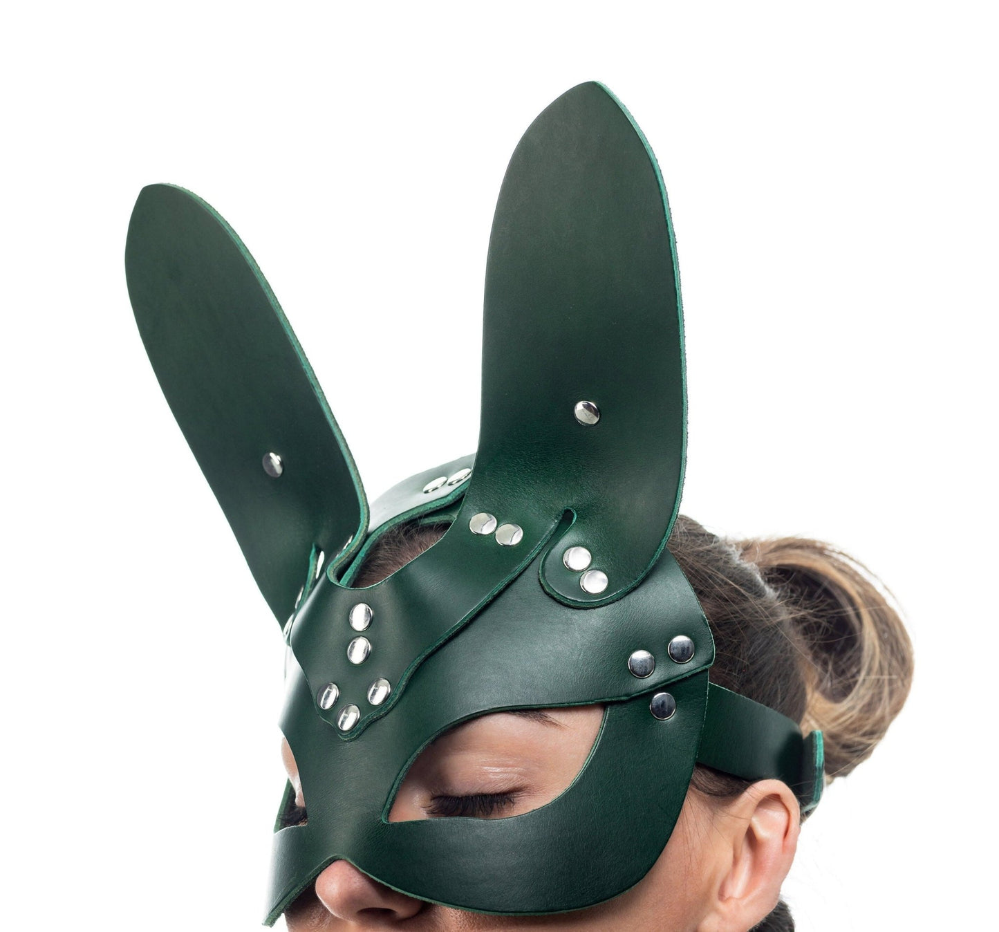 Lulexy green bunny mask, constructed from fine Italian leather with a complementary green suede lining. The mask boasts large bunny ears and top-quality hardware, presenting a fresh and lively look with a luxurious green finish.