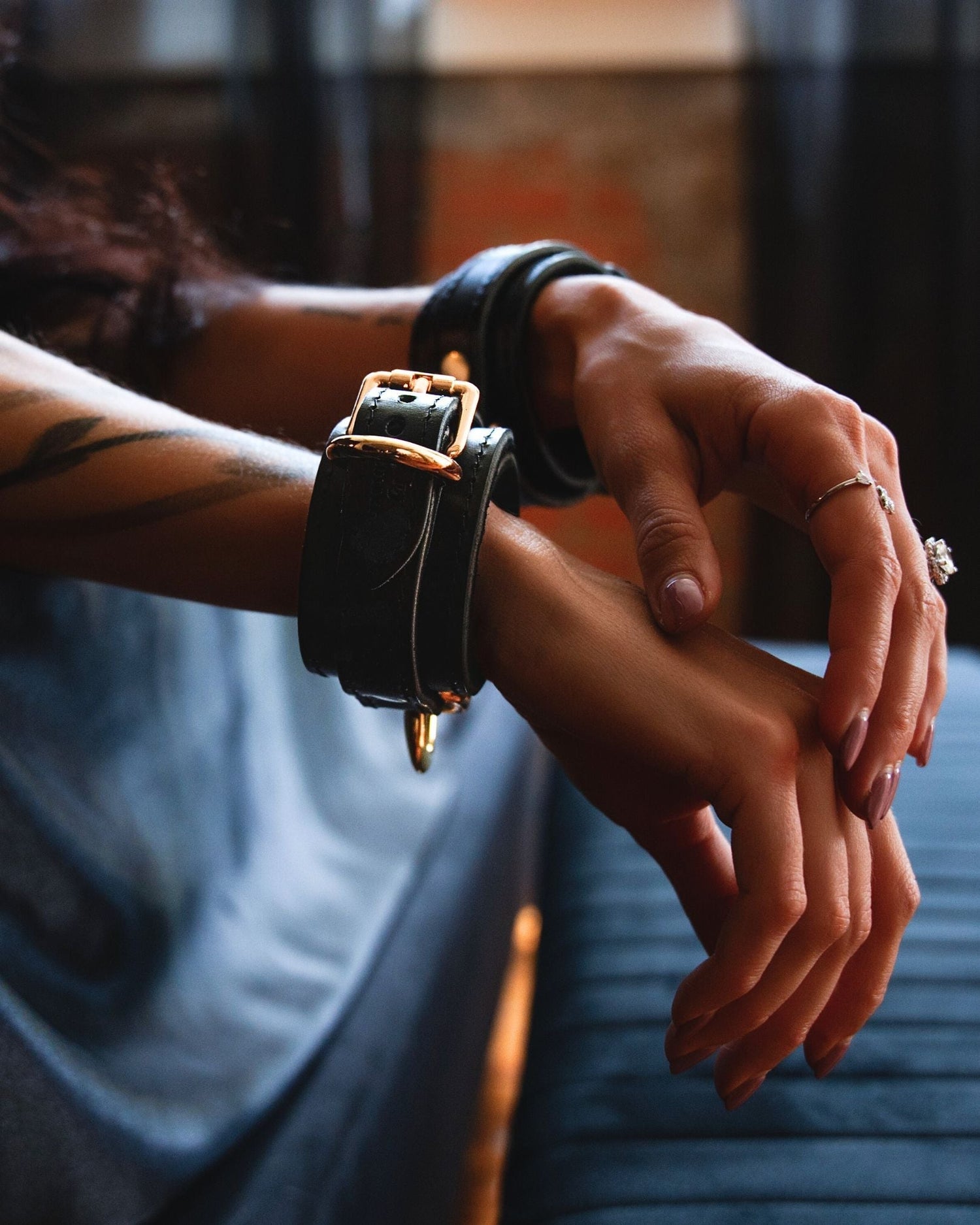 Leather Handcuffs - Lulexy