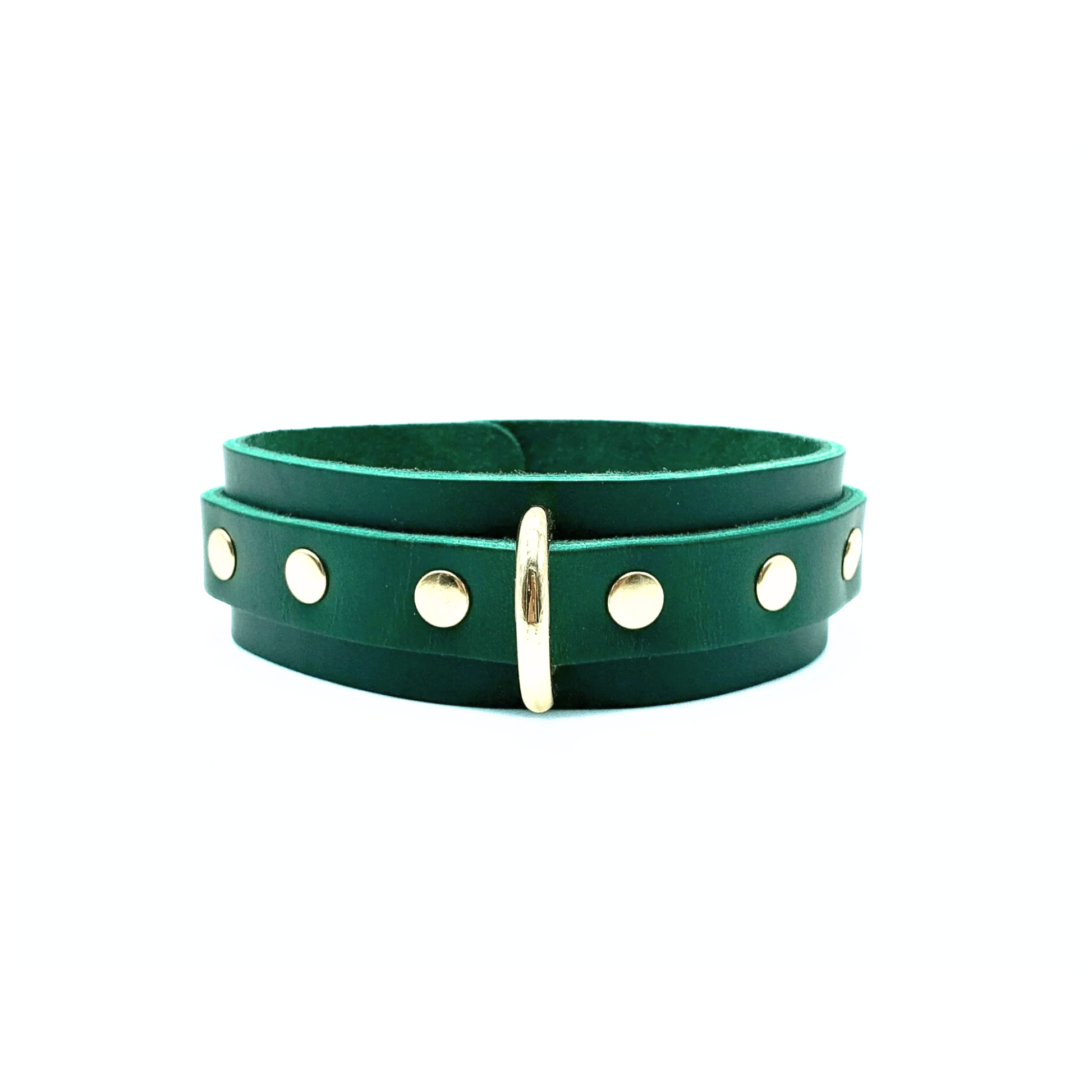 Green leather collar 1.5 inch wide, with gold center D ring to attach leash or charms.
